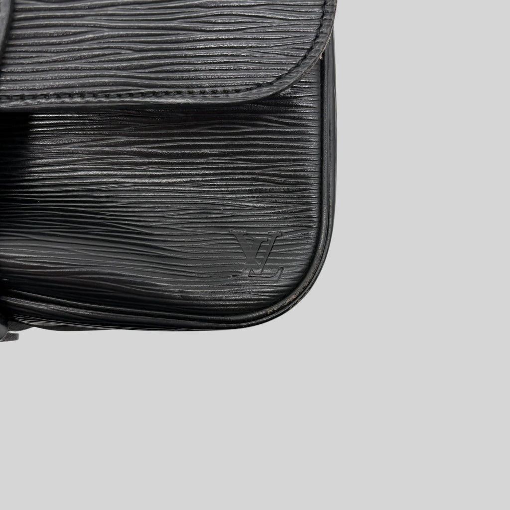 Louis Vuitton Cartouchière Epi