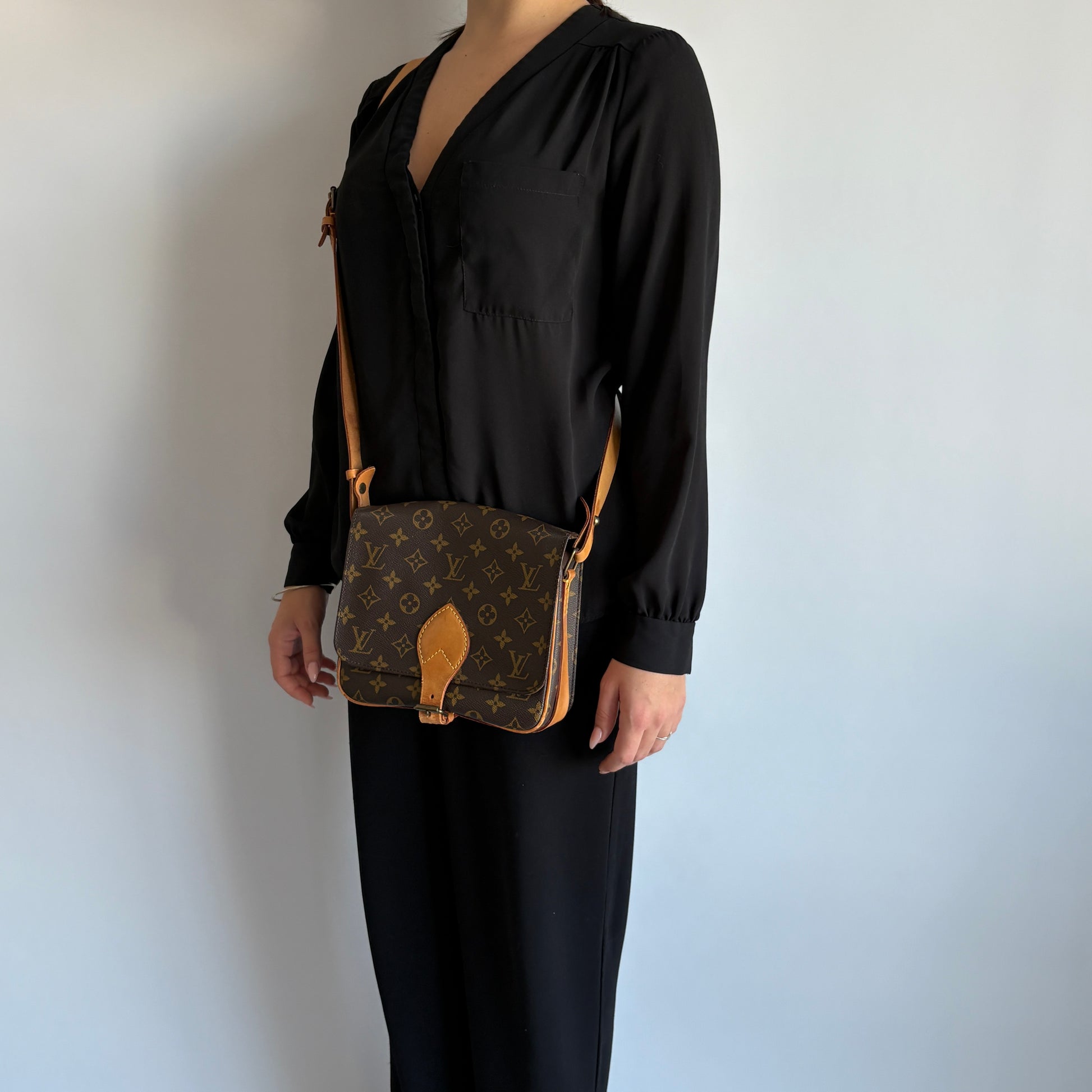 Louis Vuitton Cartouchière MM
