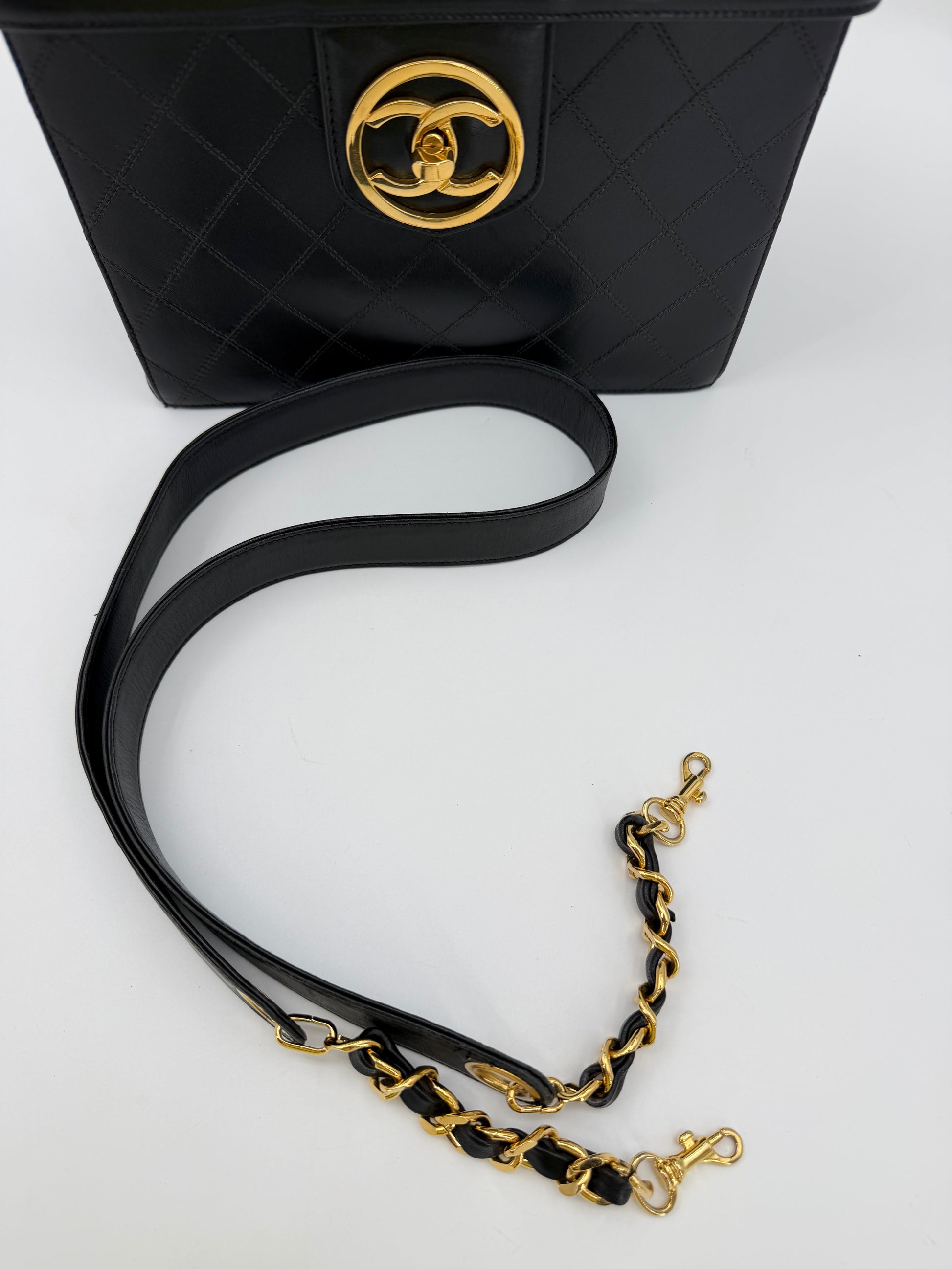 CHANEL VANITY 2WAY