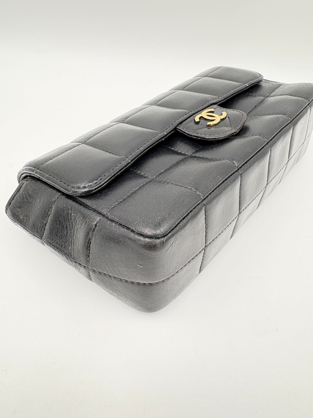 CHANEL CHOCOLATE BAR