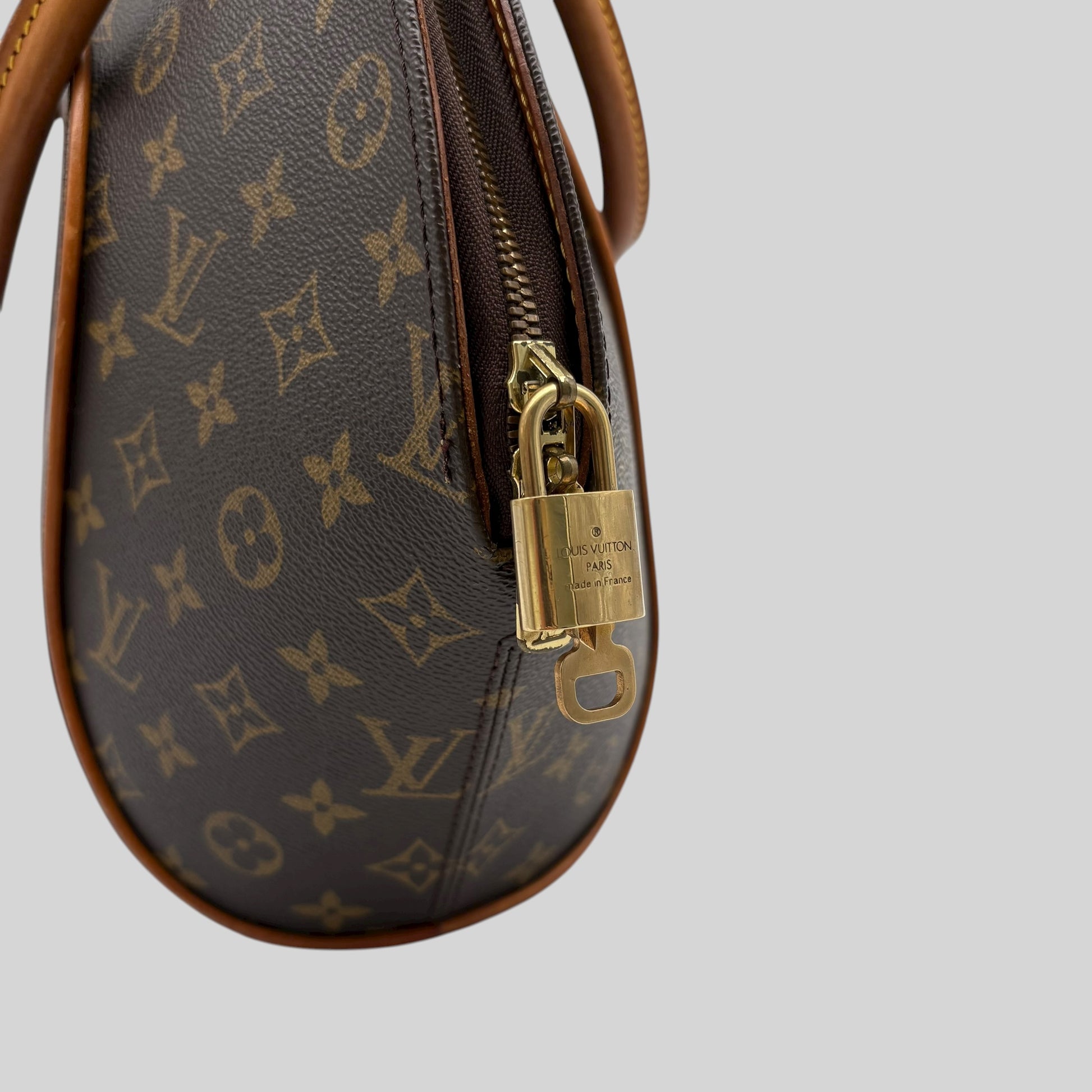 Louis Vuitton Ellipse MM
