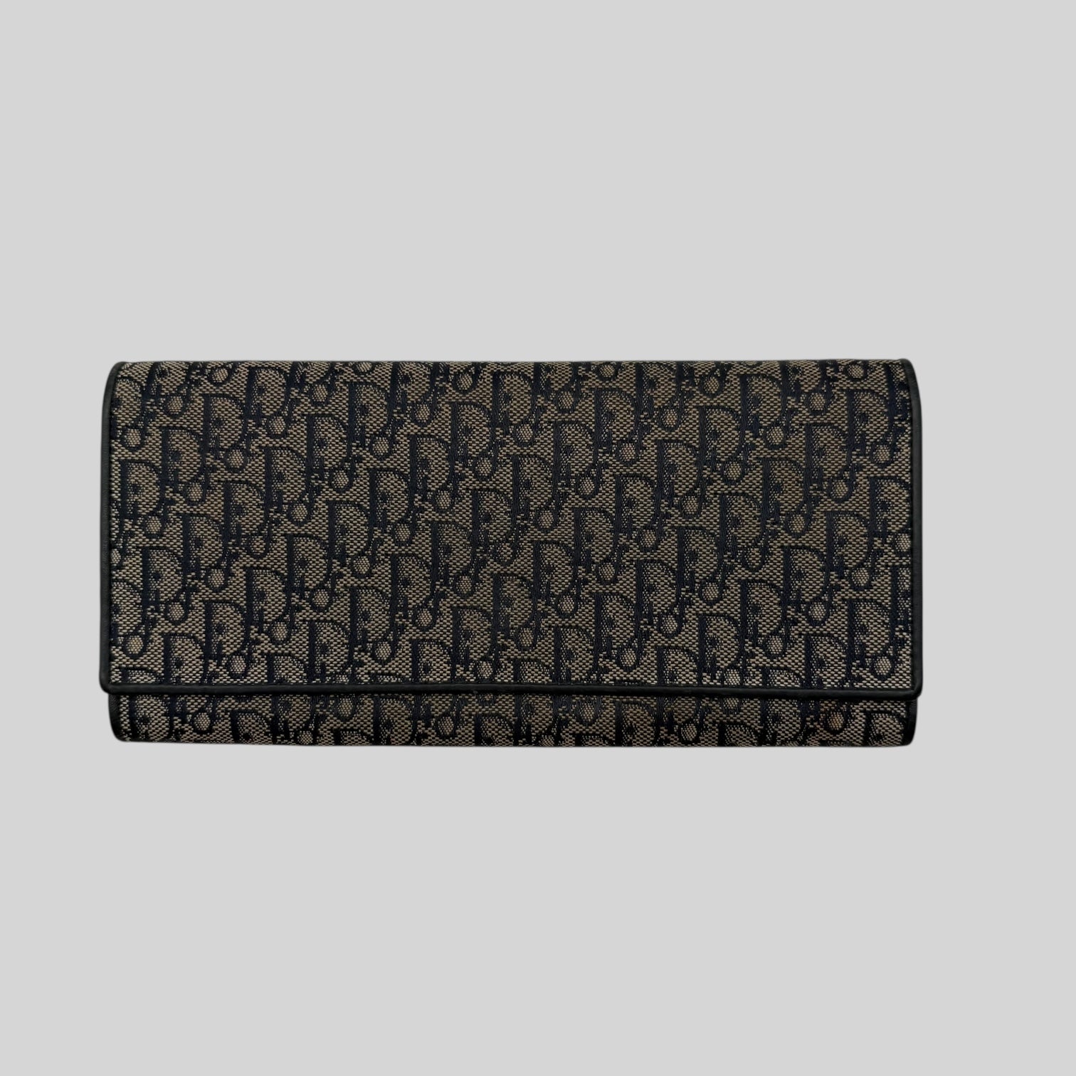 Dior Trotter