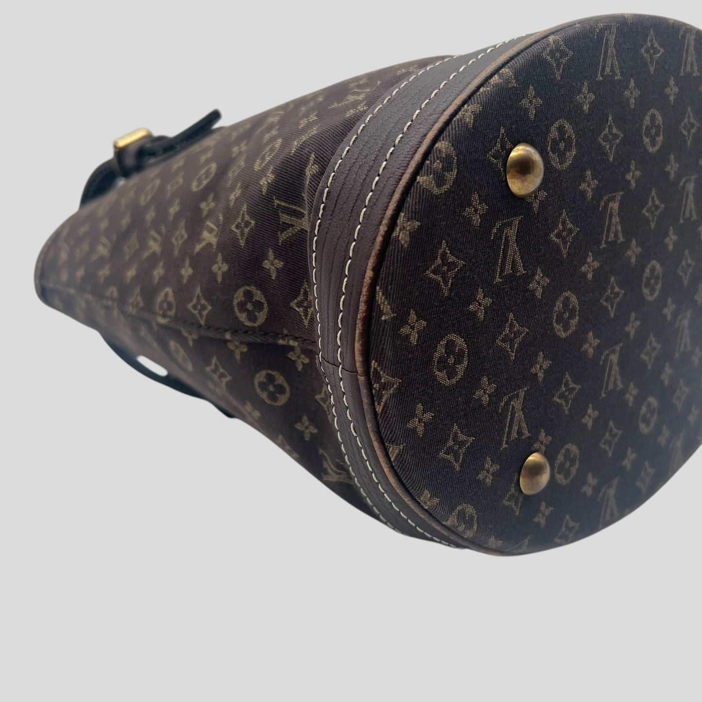 Louis Vuitton Bucket Lin