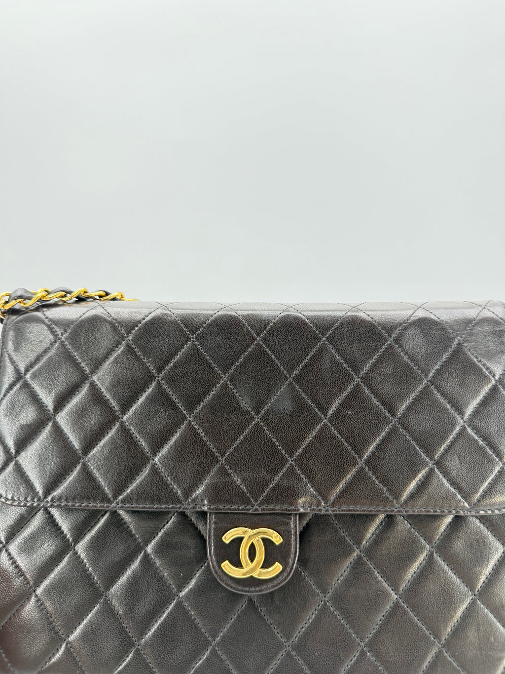 CHANEL CLASSIC FLAP