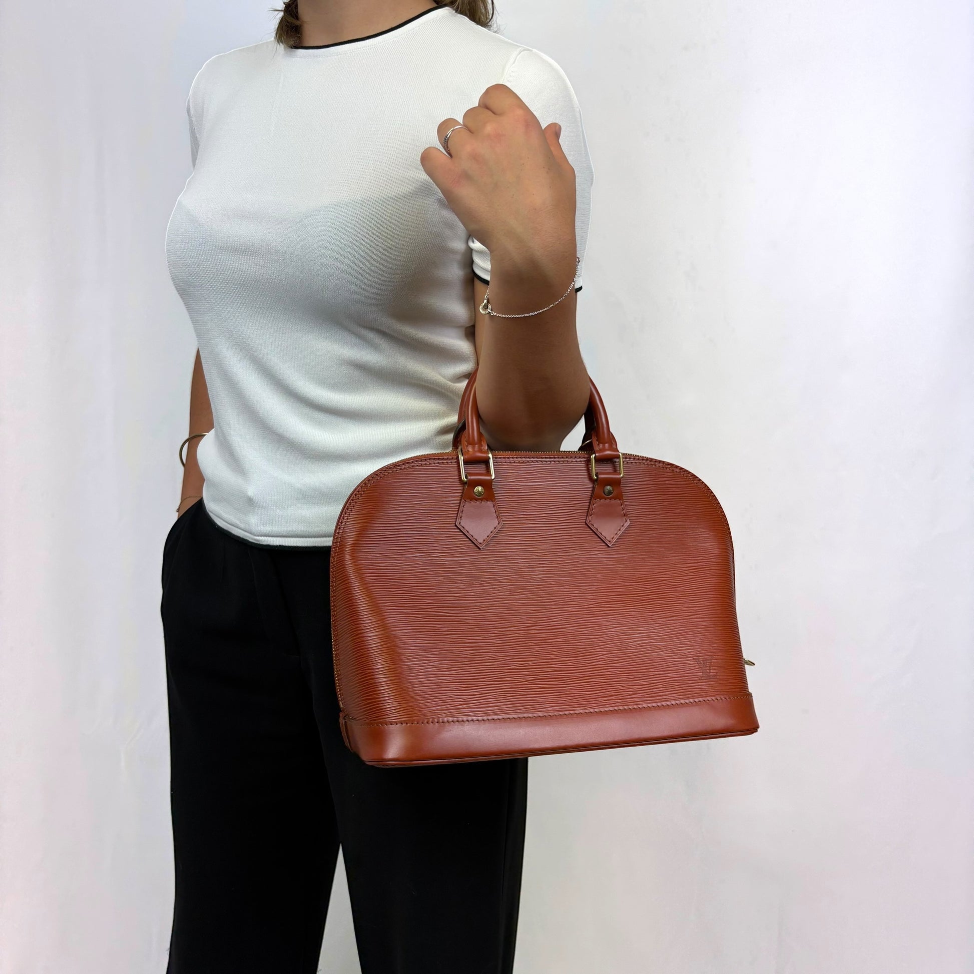 Louis Vuitton Alma PM