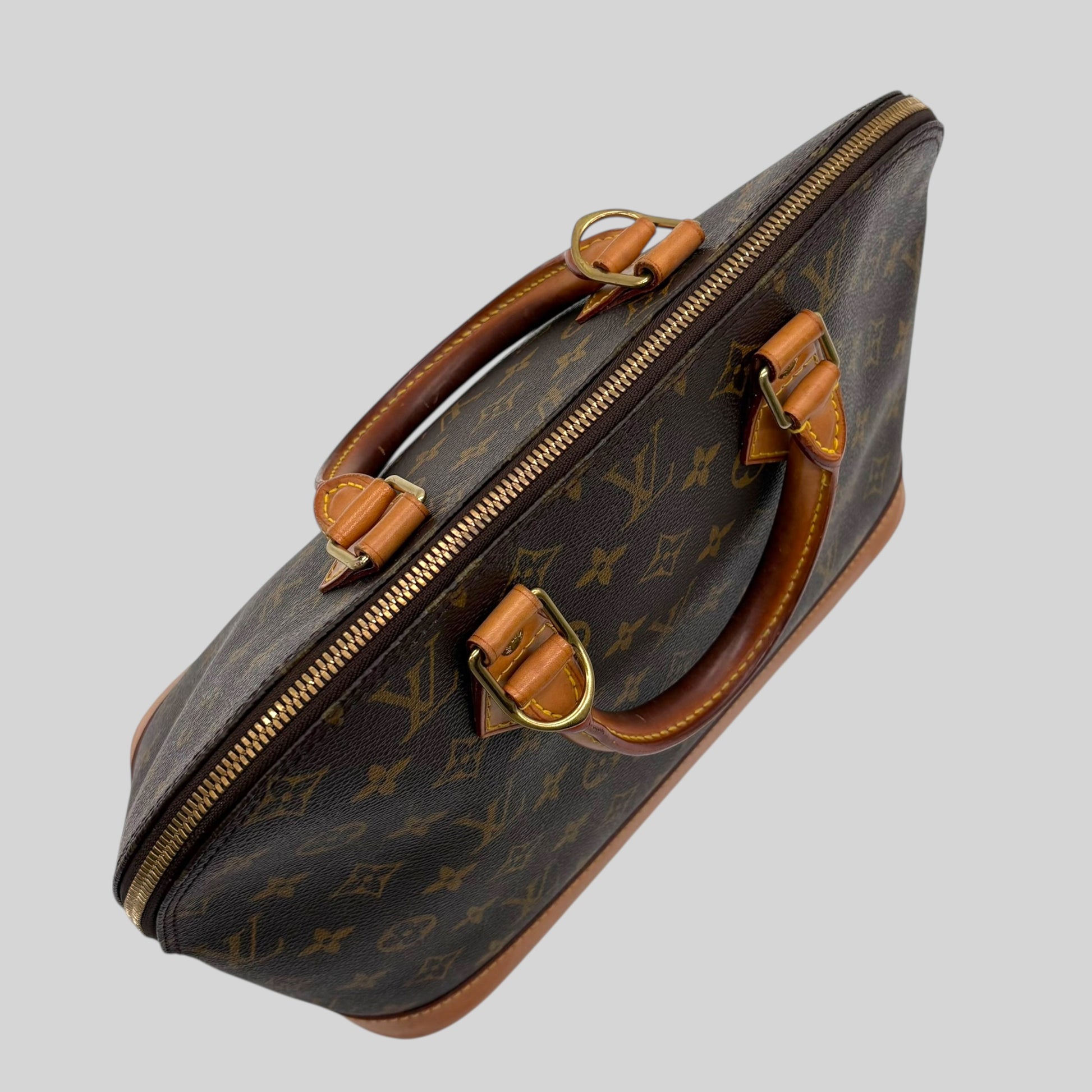 Louis Vuitton Alma PM