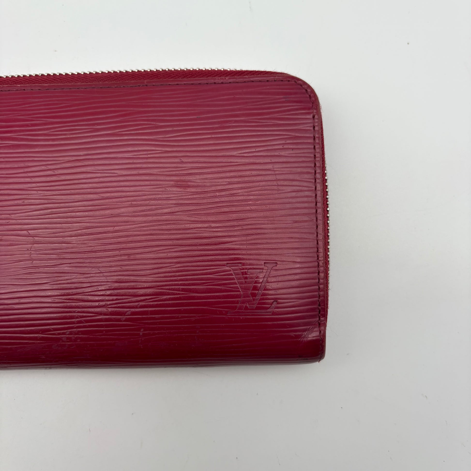 Louis Vuitton Zippy Epi
