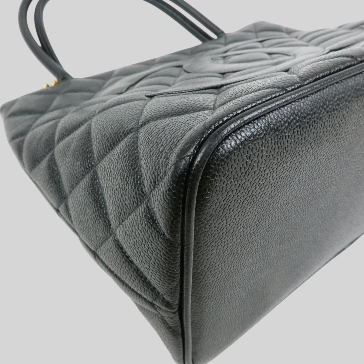 Chanel COCO Médaillon