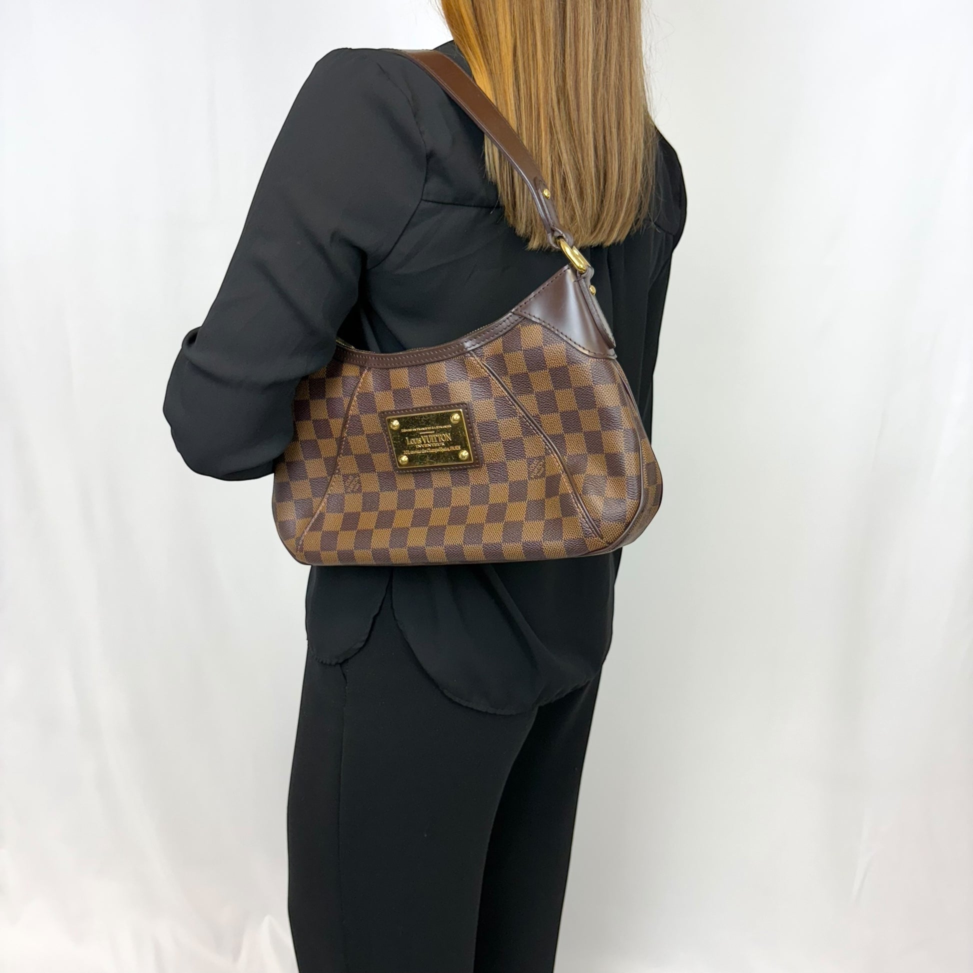 Louis Vuitton Thames PM