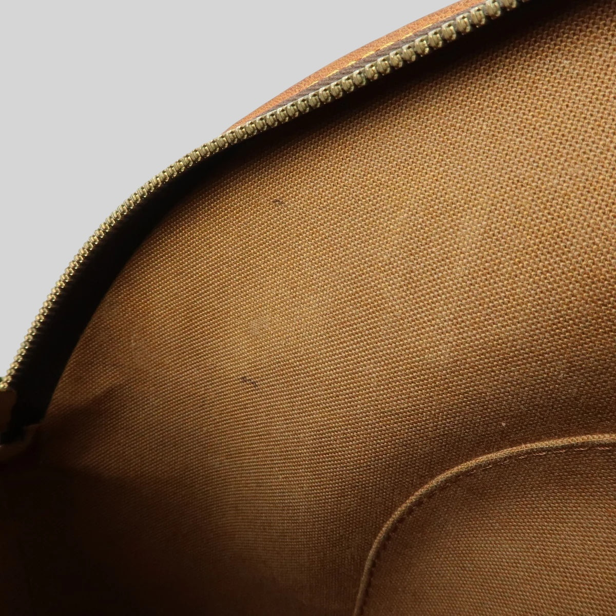 Louis Vuitton Ellipse PM