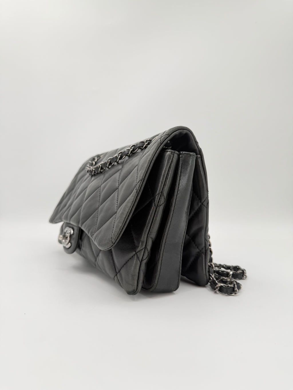 CHANEL ACCORDION