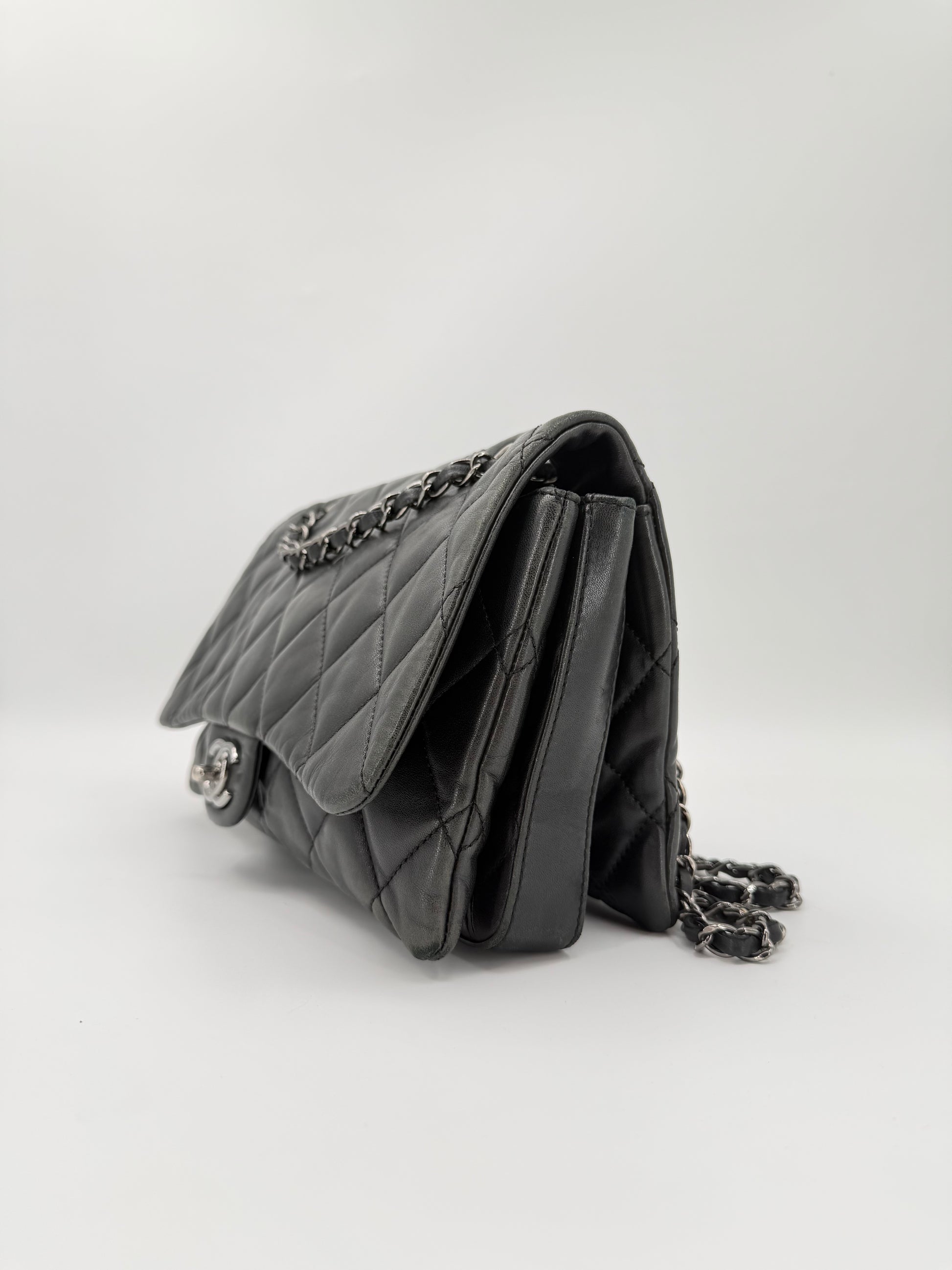CHANEL ACCORDION