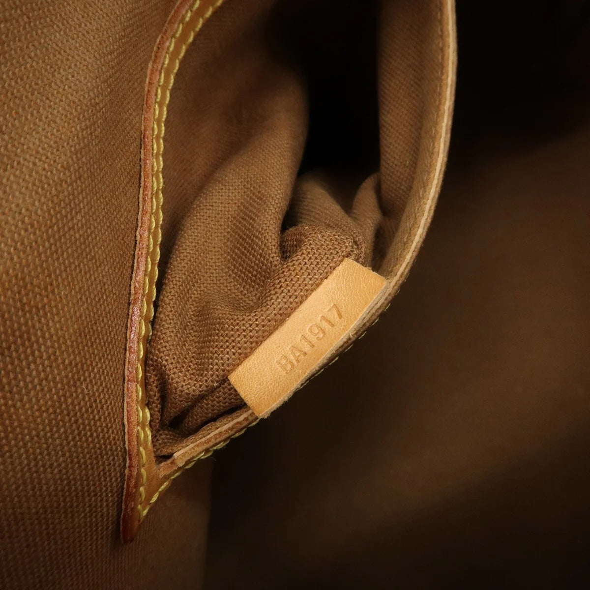 Louis Vuitton Alma PM