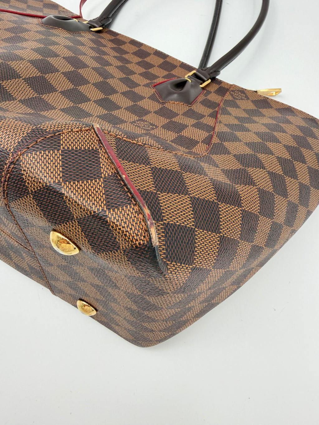 LOUIS VUITTON CAISSA