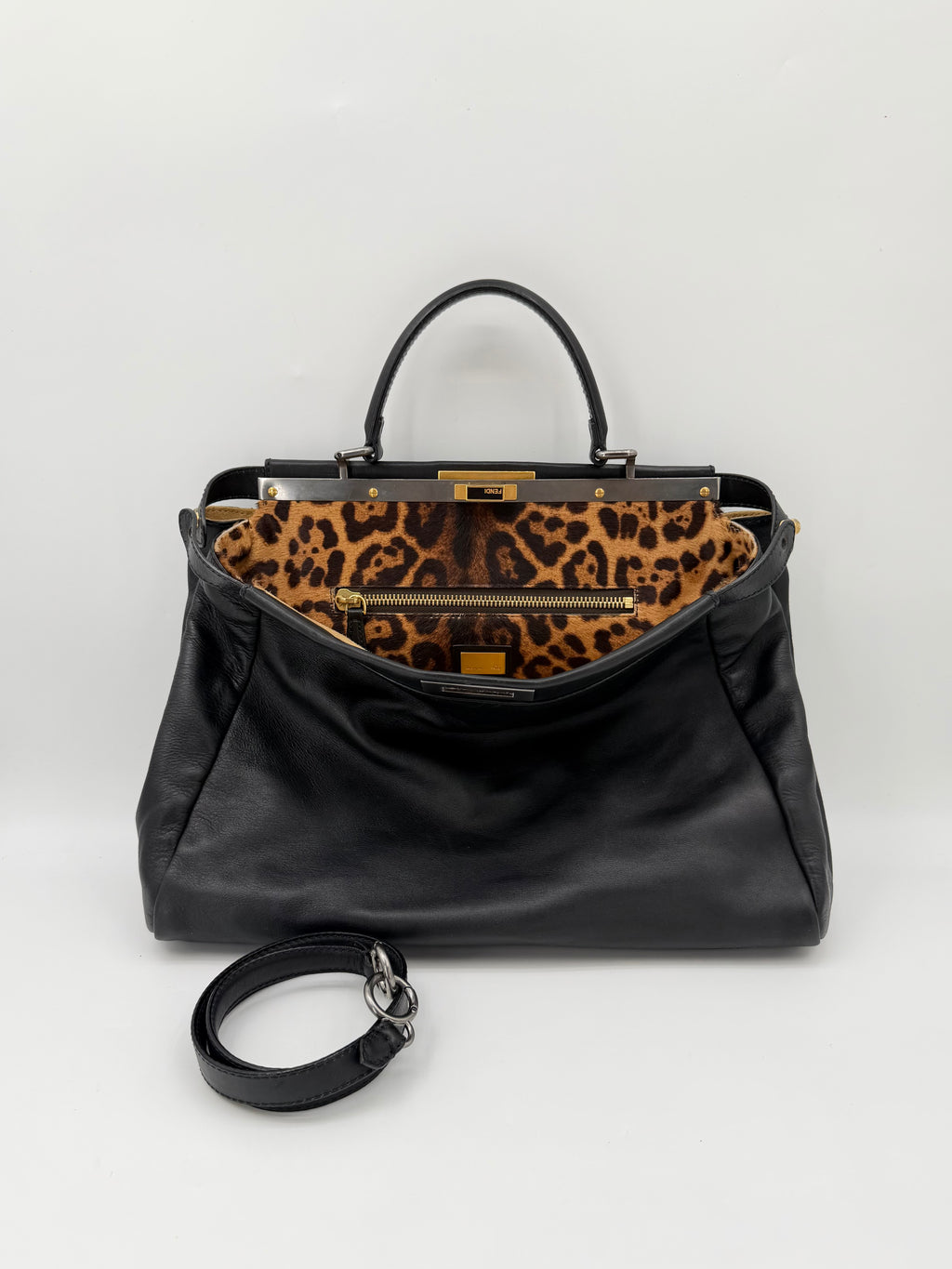 FENDI PEEKABOO LÉOPARD