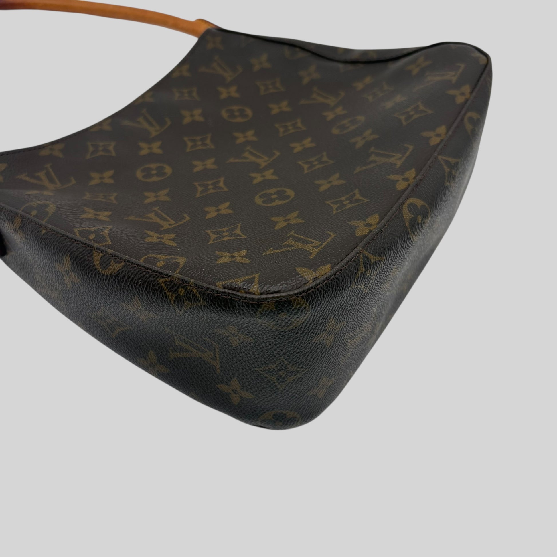 Louis Vuitton Looping MM