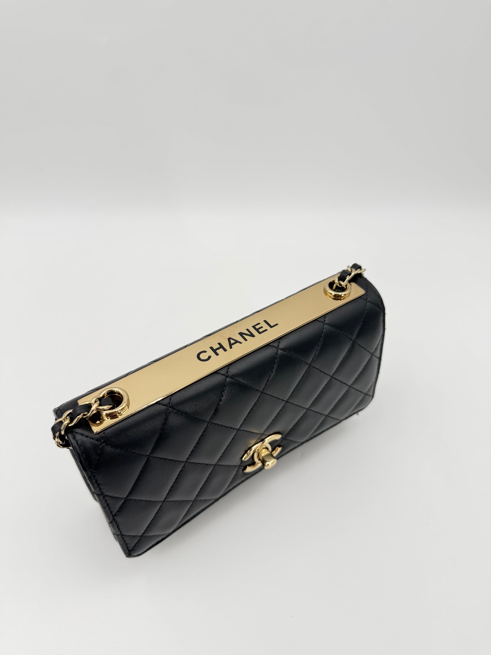 CHANEL TRENDY WOC