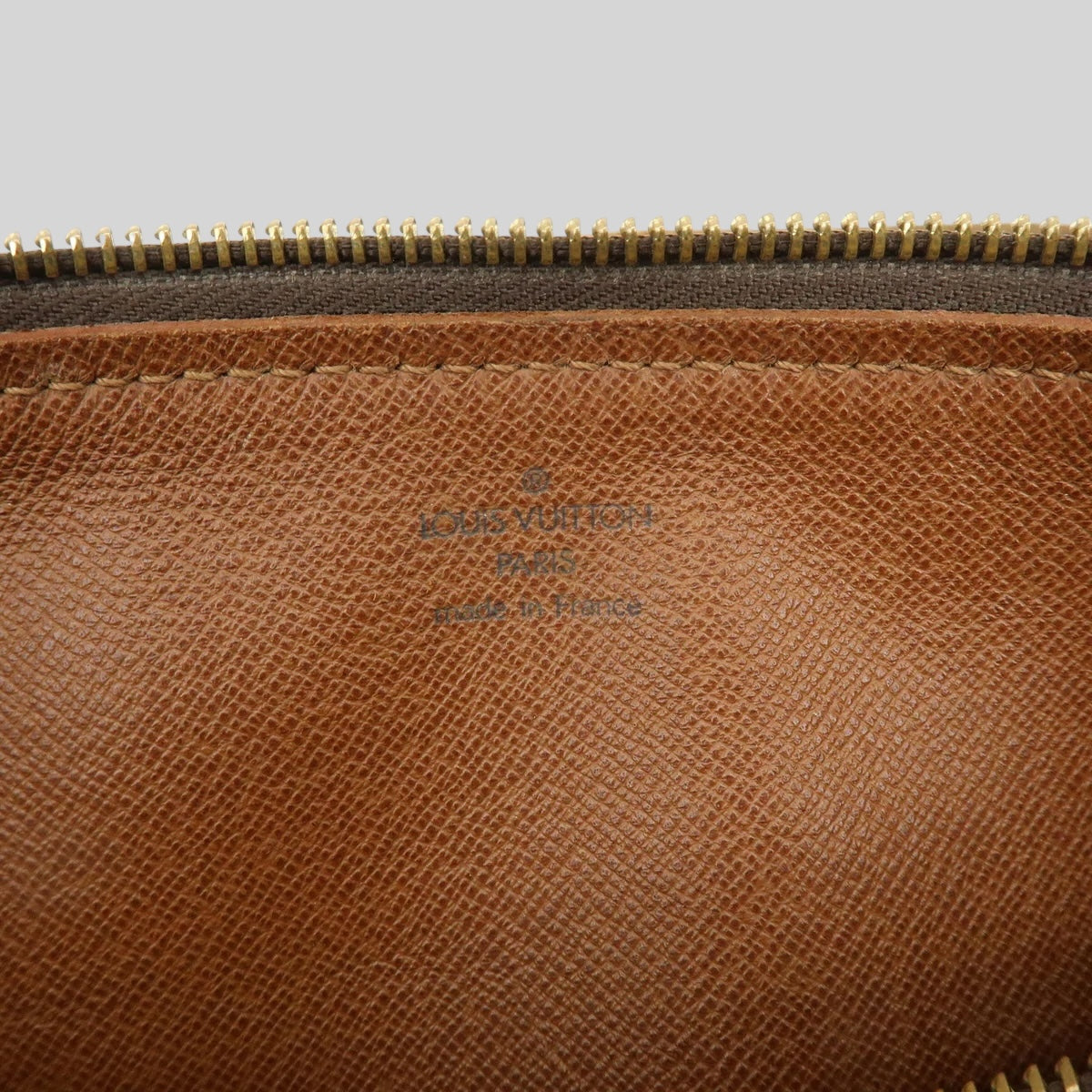 Louis Vuitton Papillon 26