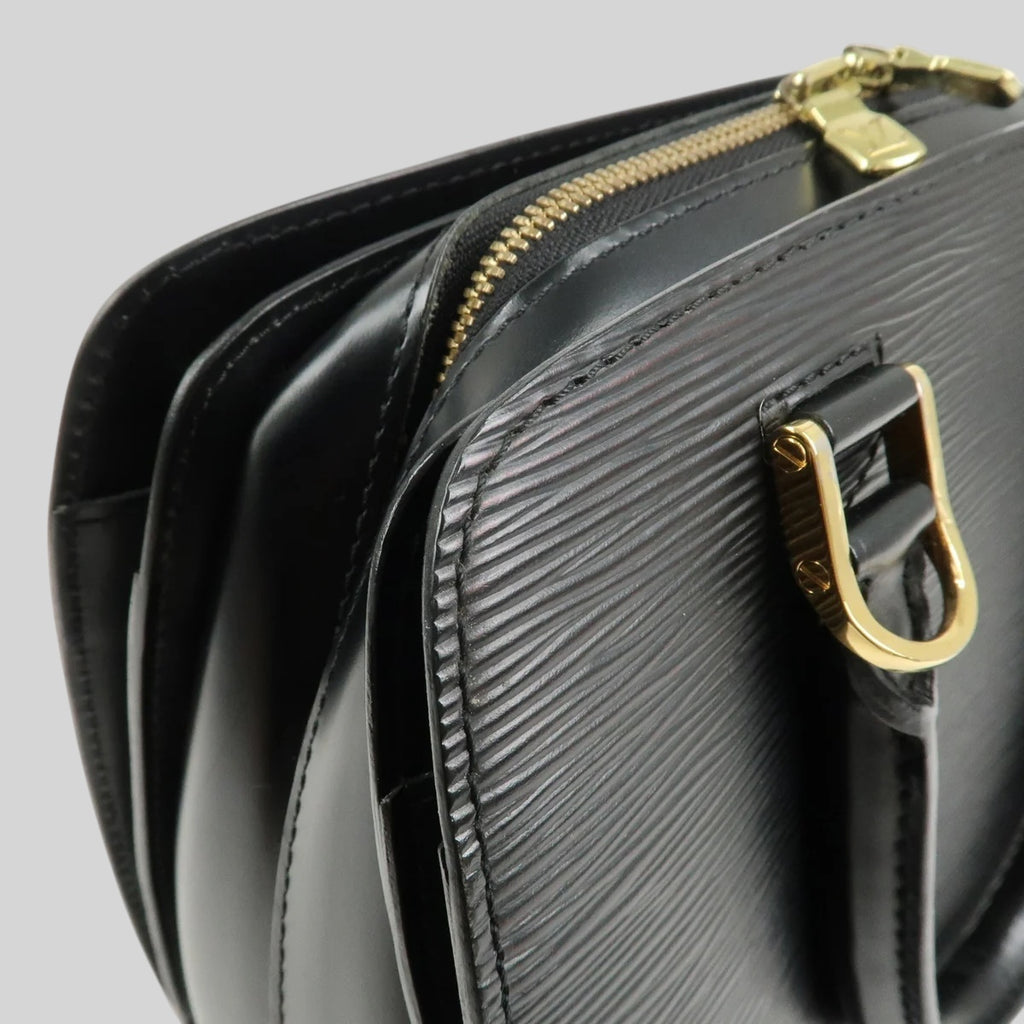 Louis Vuitton Pont-Neuf