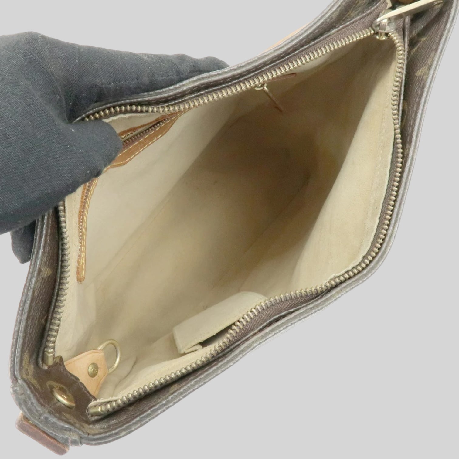 Louis Vuitton Looping GM