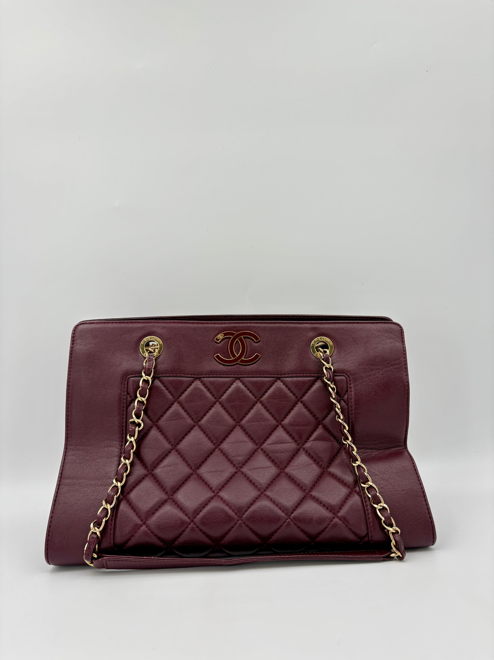 CHANEL MADEMOISELLE TOTE