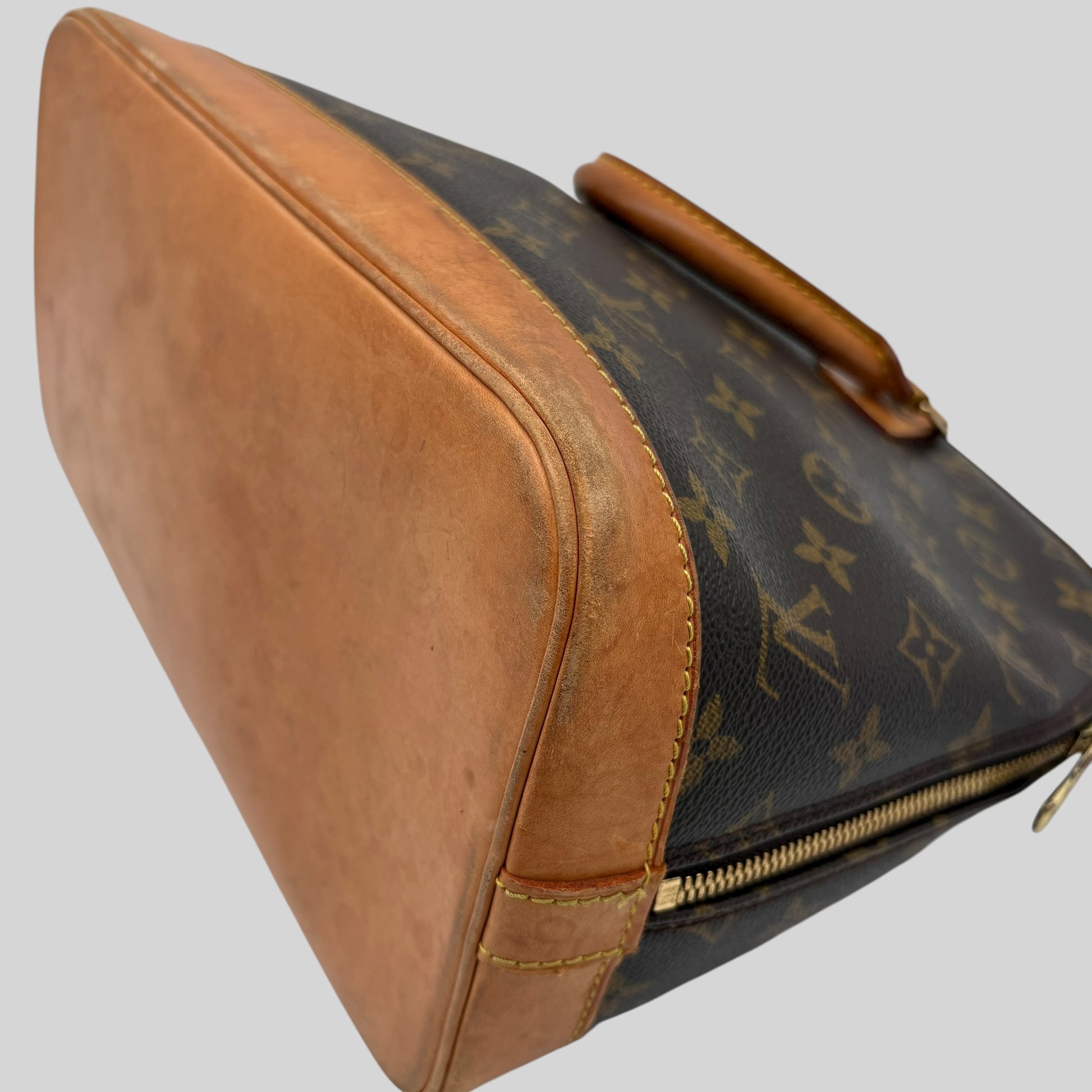Louis Vuitton Alma PM