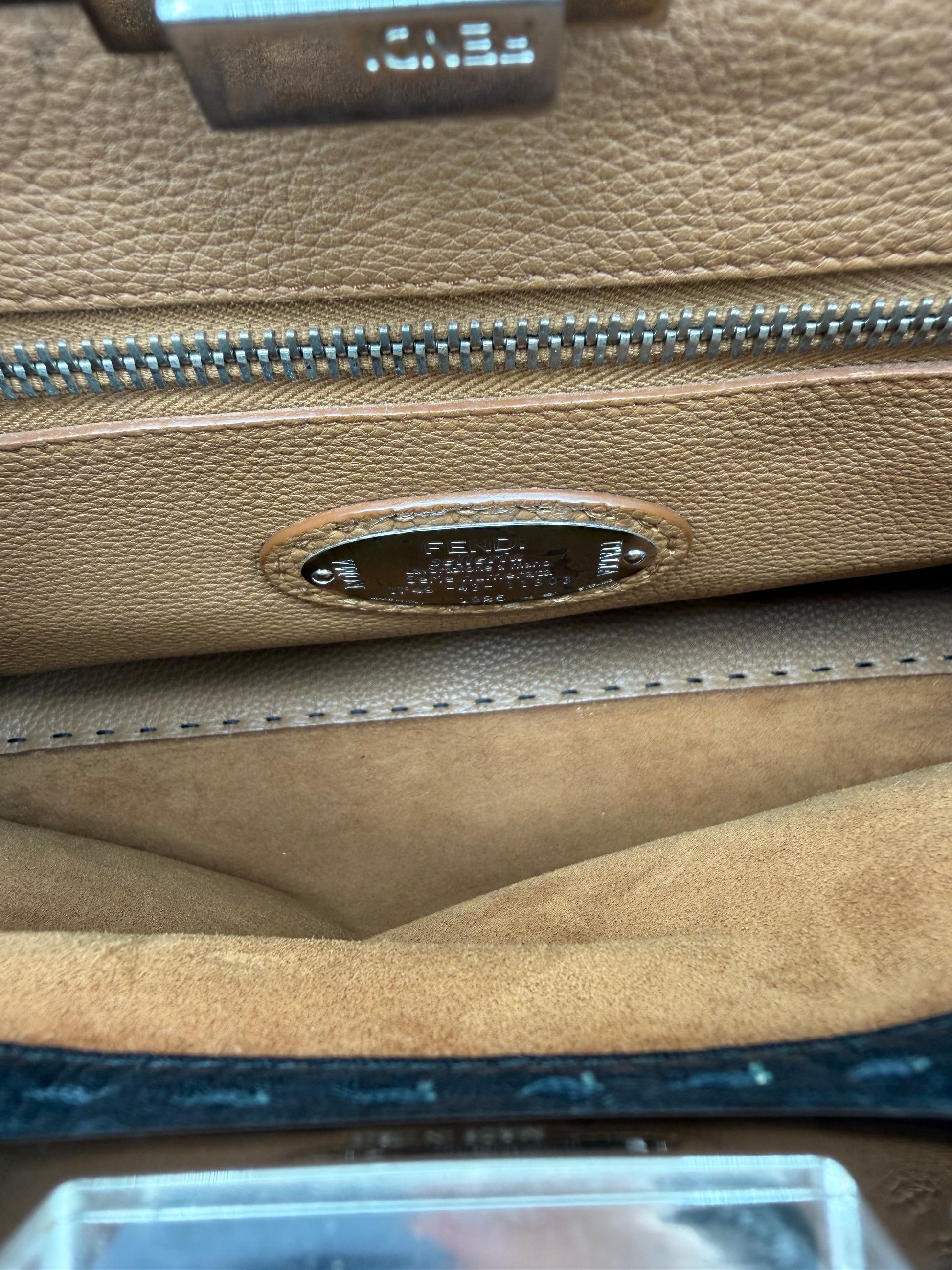 FENDI PEEKABOO SELLERIA