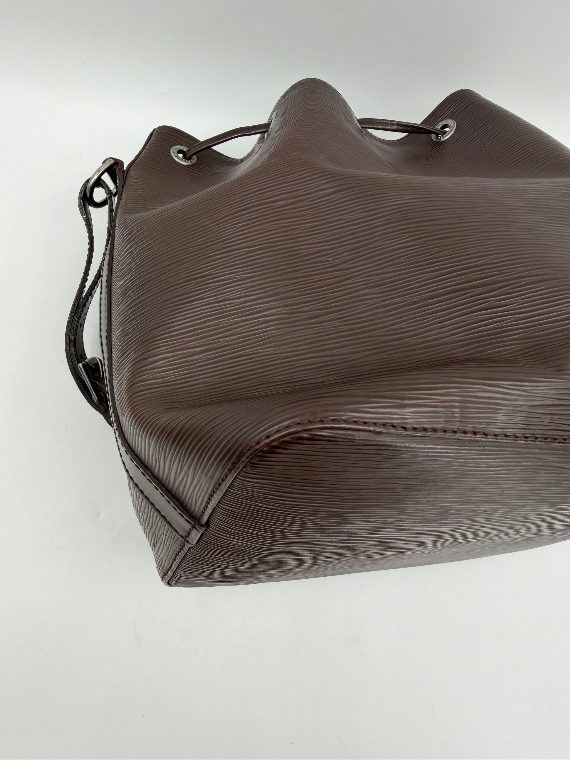 LOUIS VUITTON NOE PM