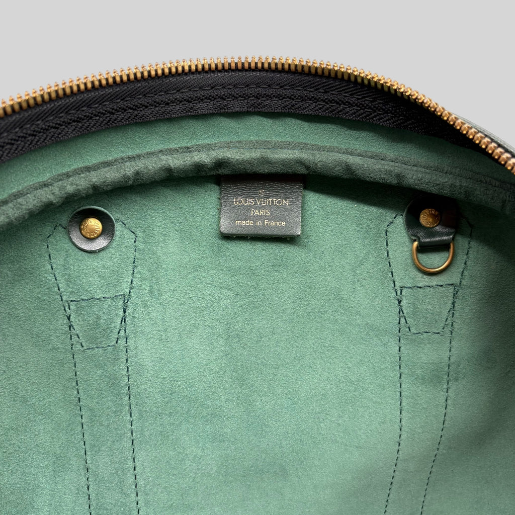 Louis Vuitton Kendall Taiga