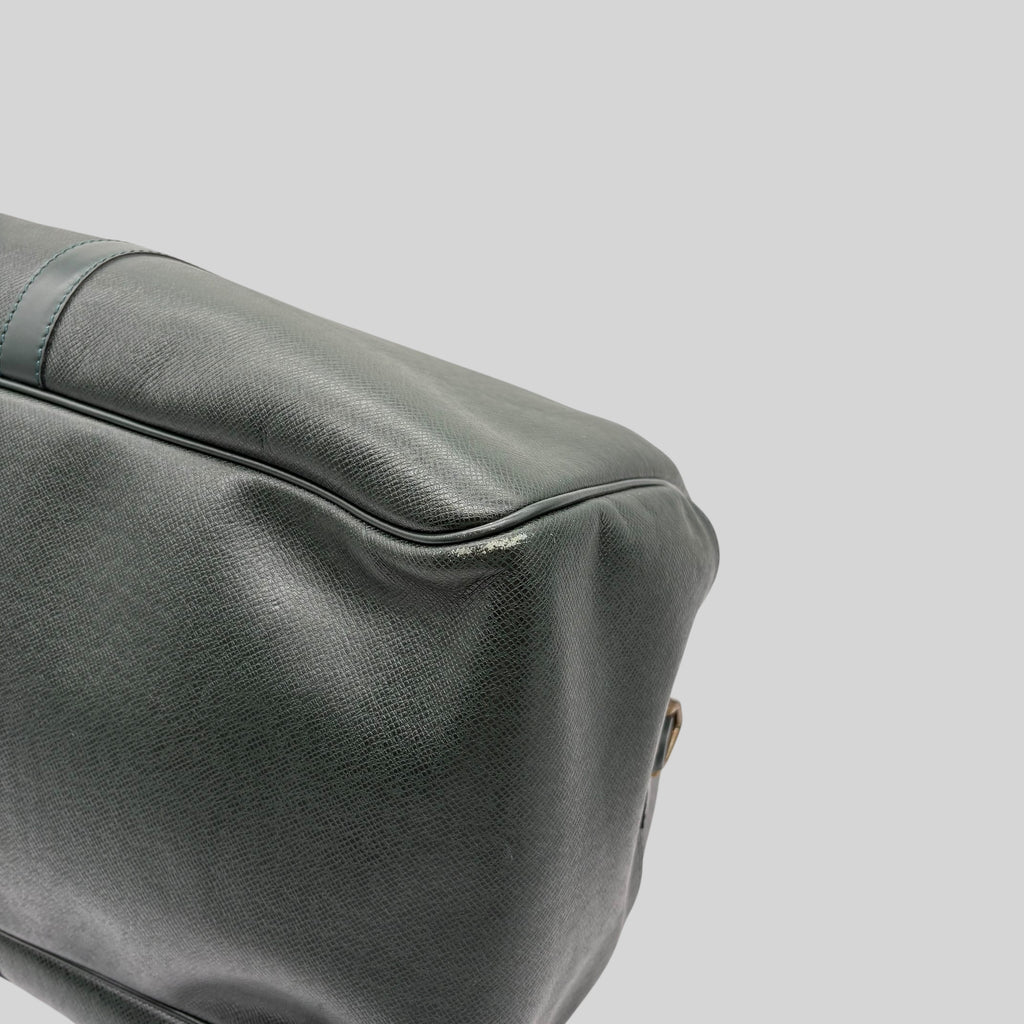 Louis Vuitton Kendall Taiga