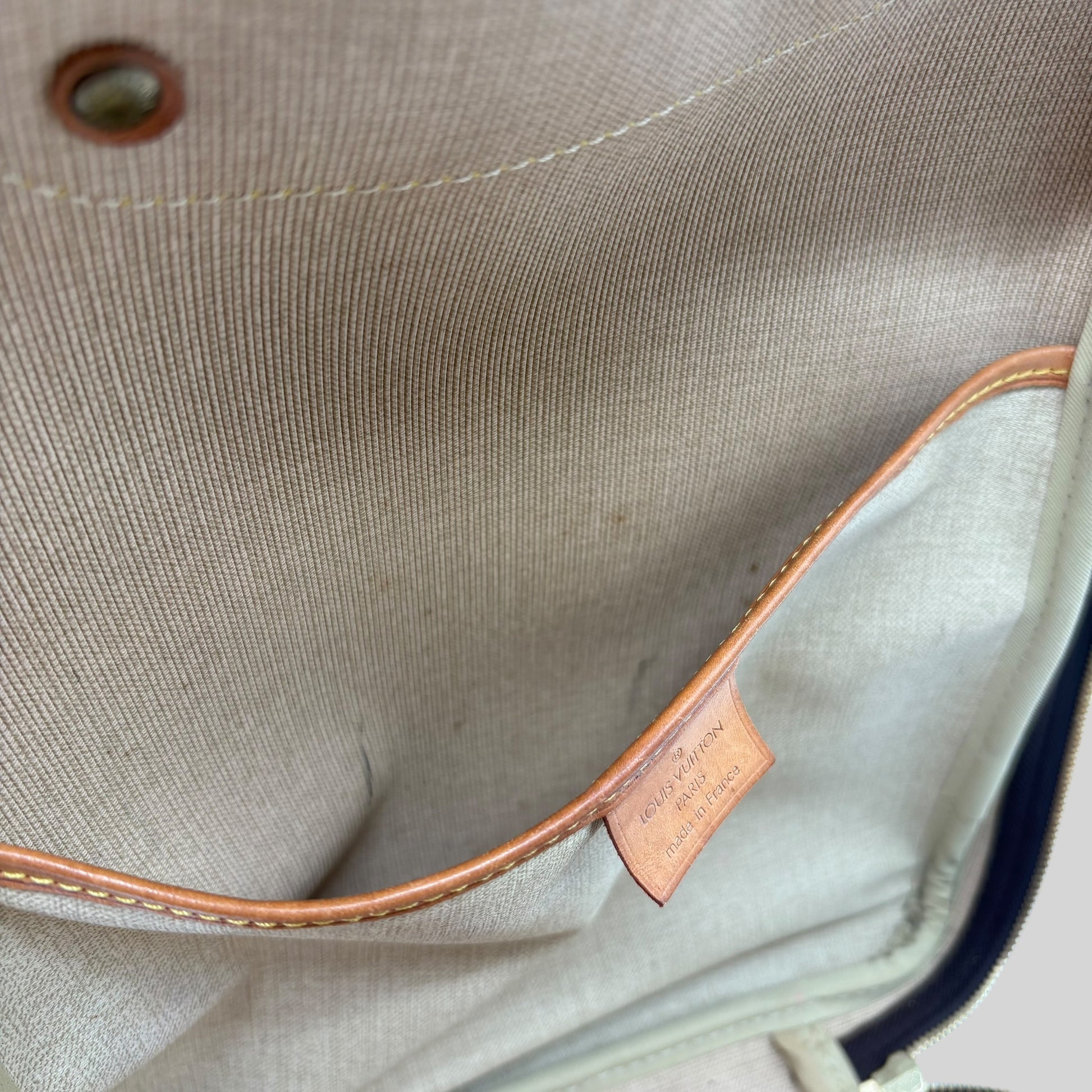 Louis Vuitton Excursion