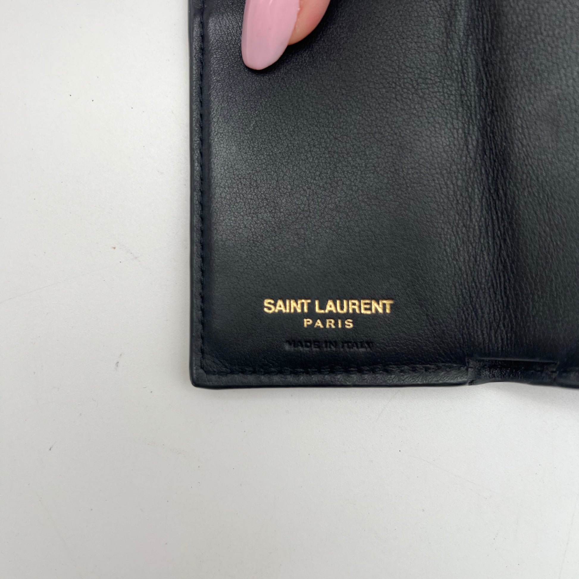 Yves Saint Laurent Compact