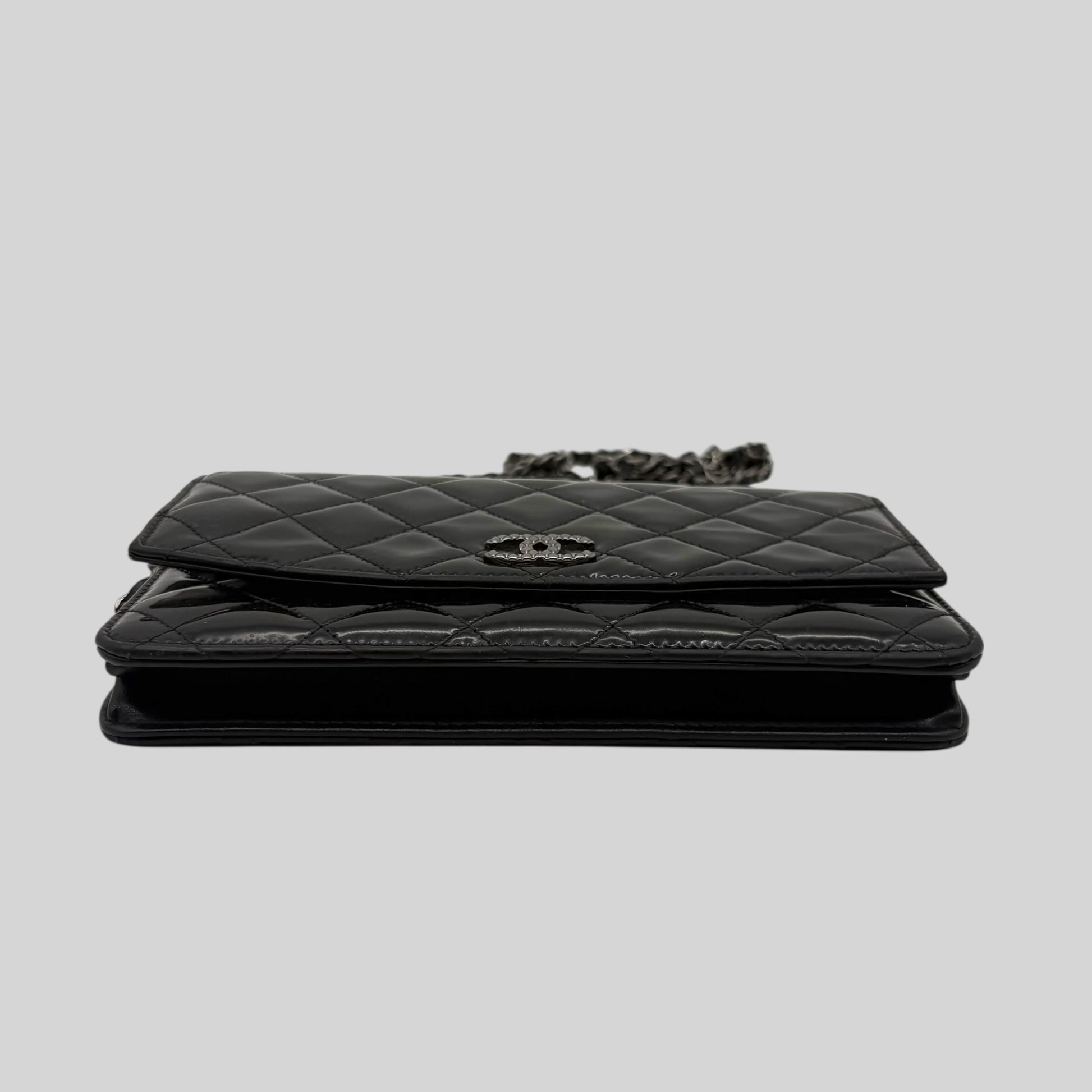Chanel Wallet On Chain