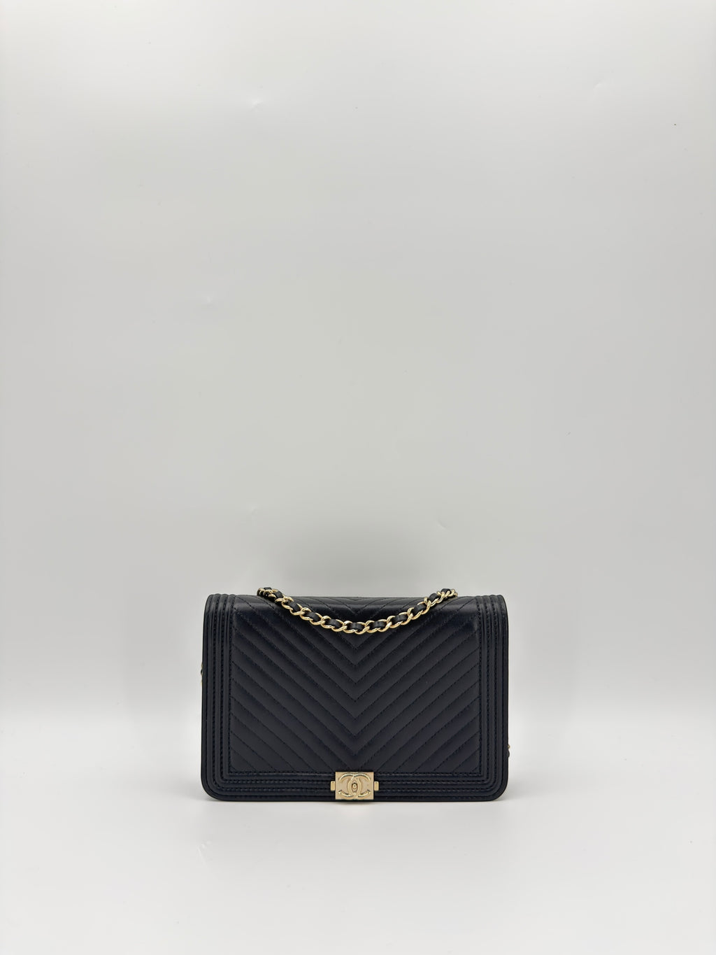CHANEL BOY WOC