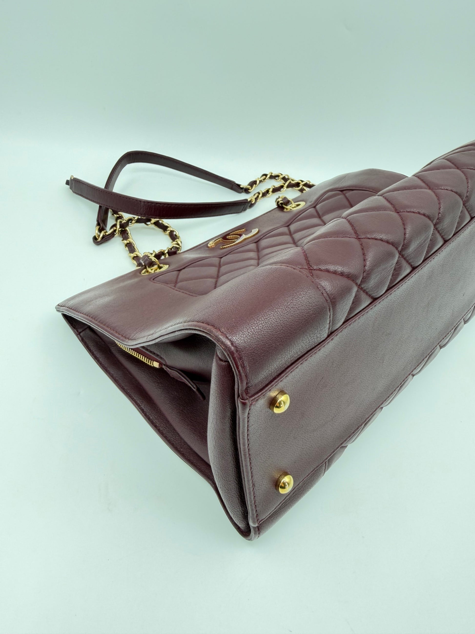 CHANEL MADEMOISELLE TOTE