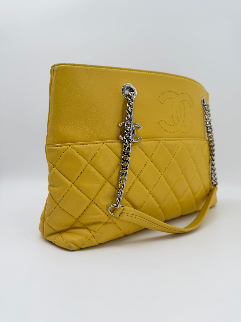 CHANEL MATELASSE TOTE