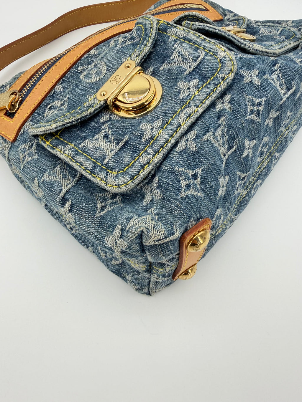 LOUIS VUITTON BAGGY PM DENIM