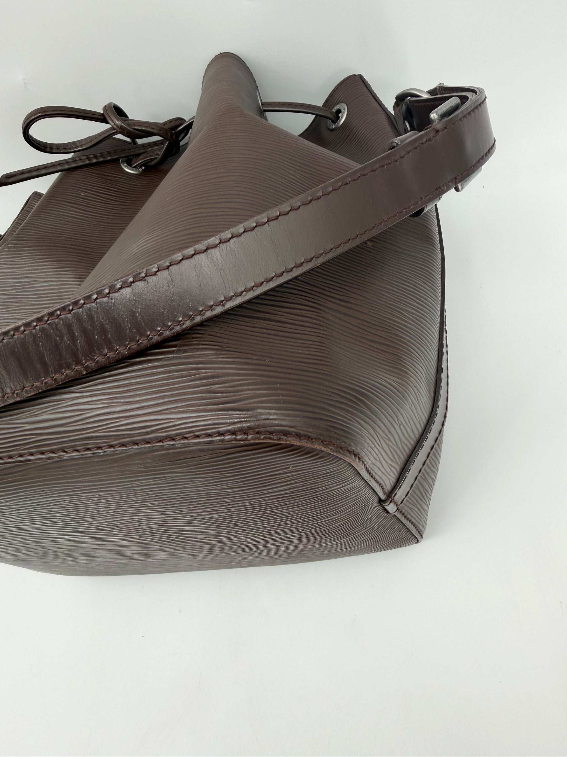 LOUIS VUITTON NOE PM