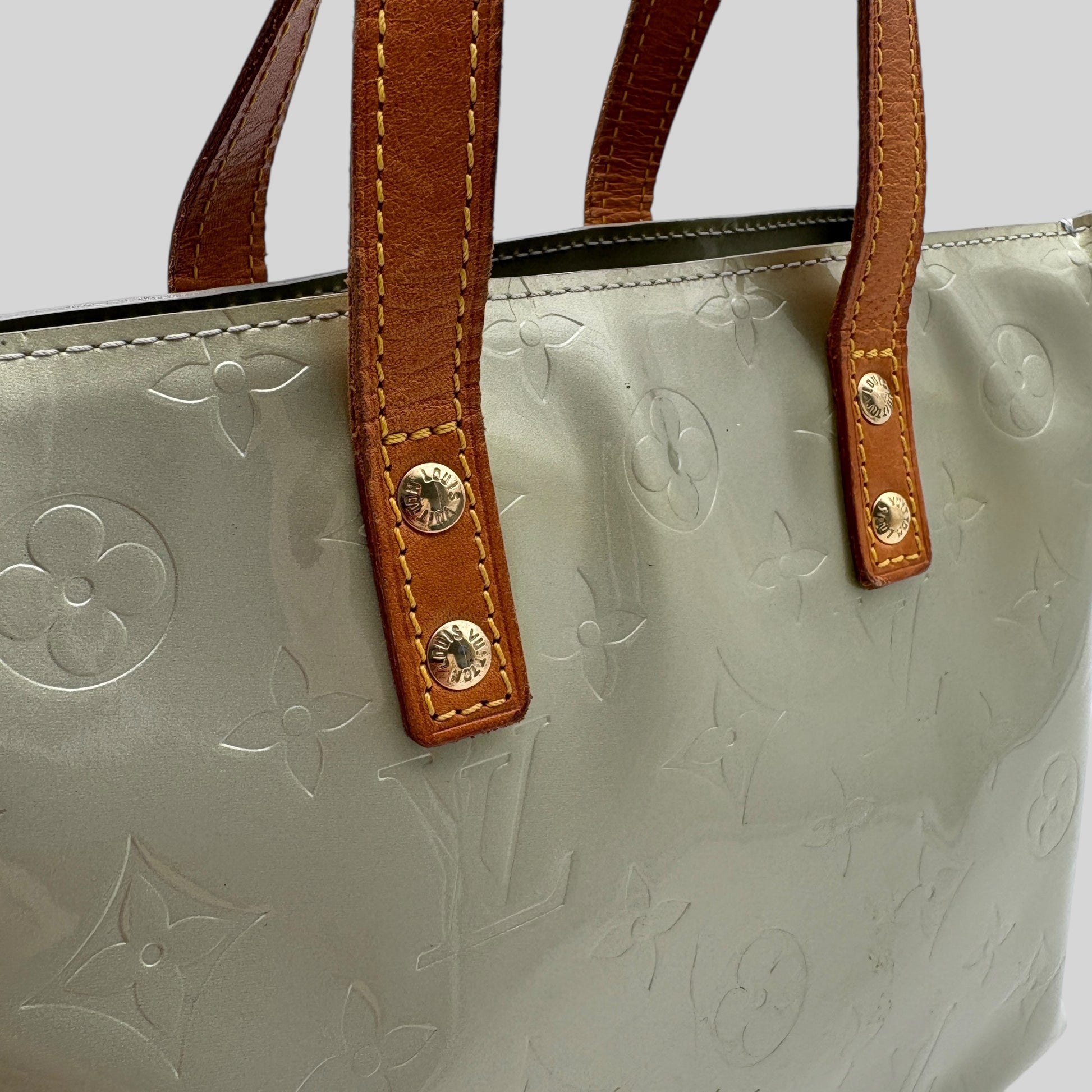 Louis Vuitton Reade PM