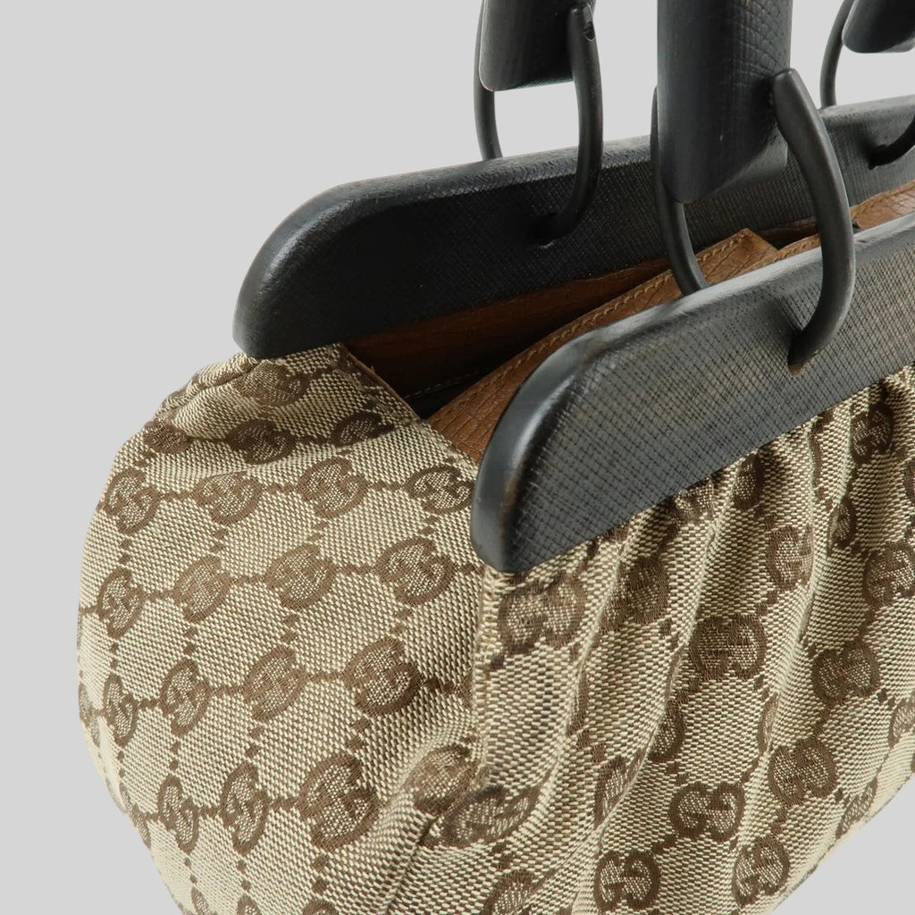 Gucci Fall 2002 Tom Ford