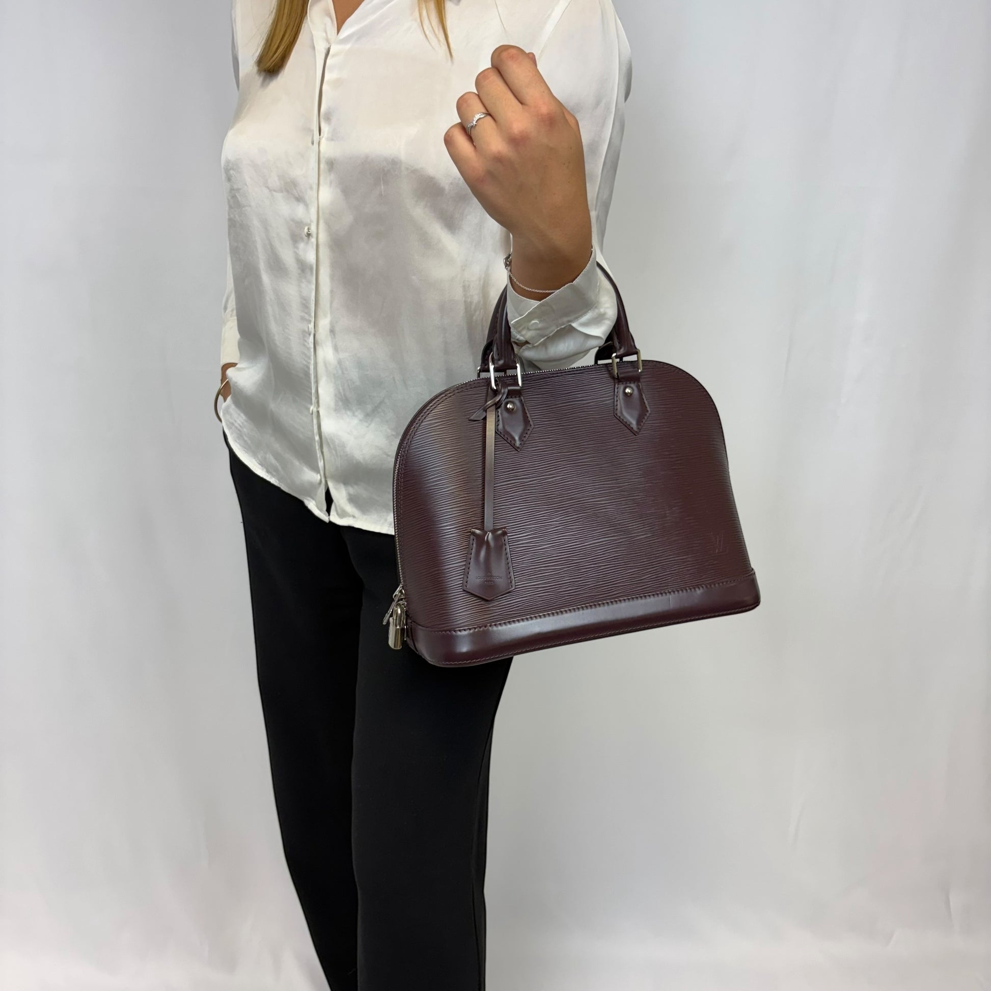 Louis Vuitton Alma PM