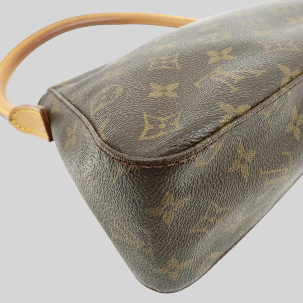 Louis Vuitton Looping PM
