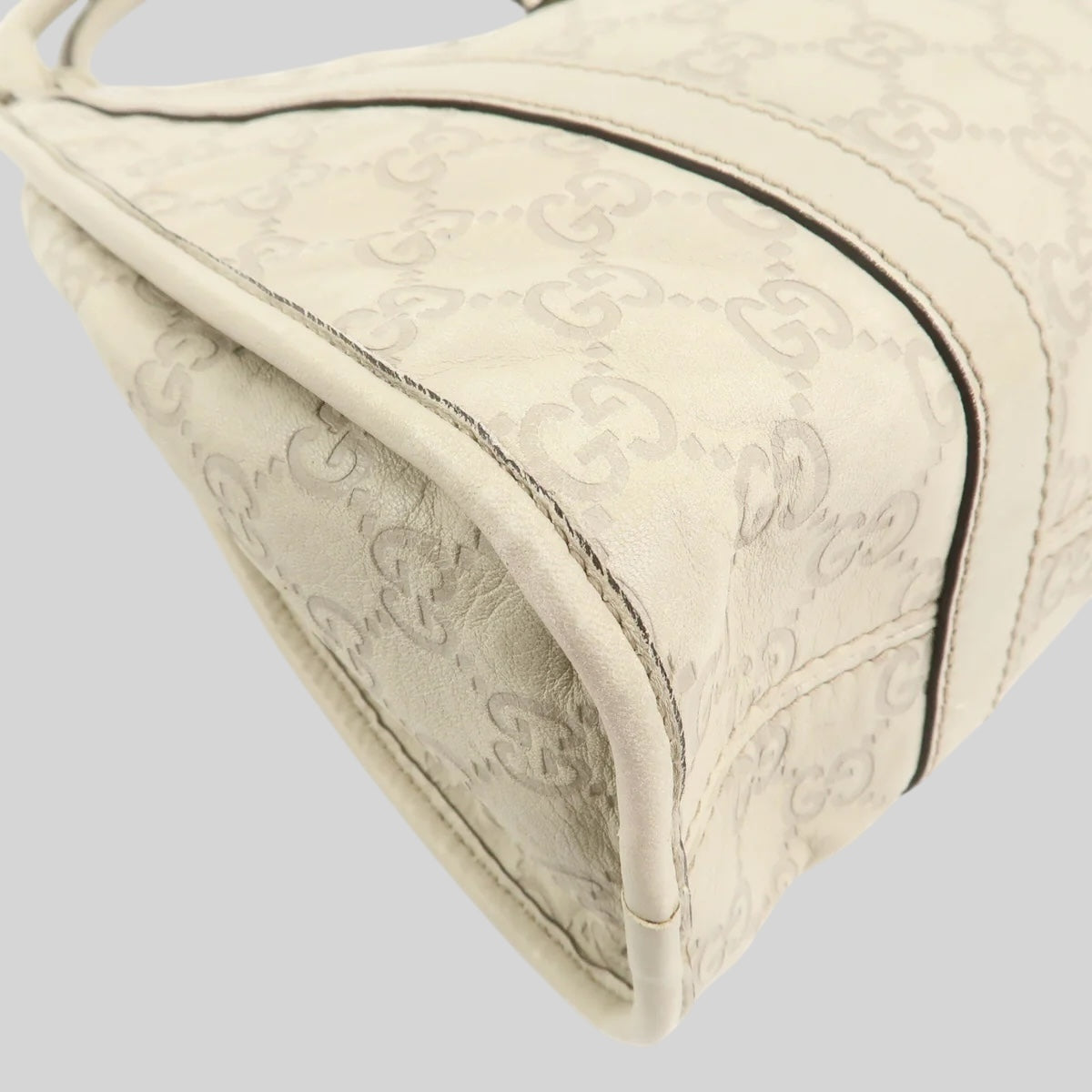 Gucci Jackie GG Ivory