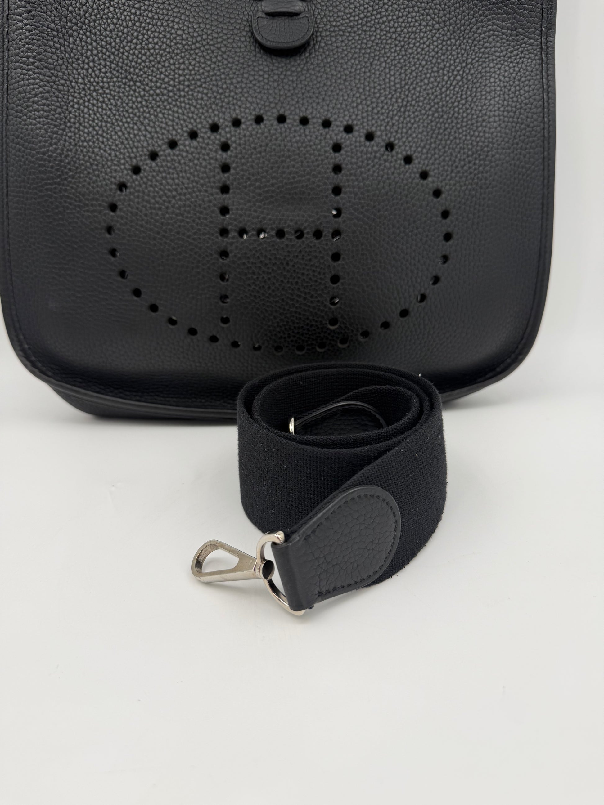 HERMES EVELYNE TAURILLON