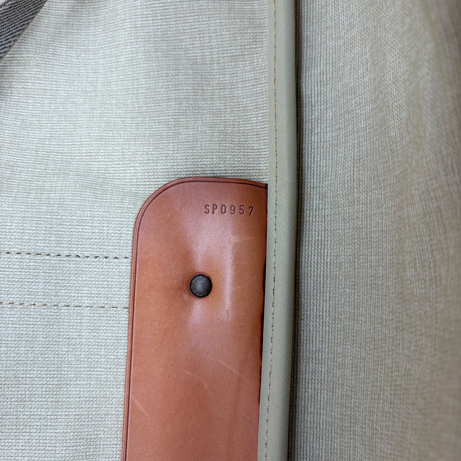 Louis Vuitton Sirius 60