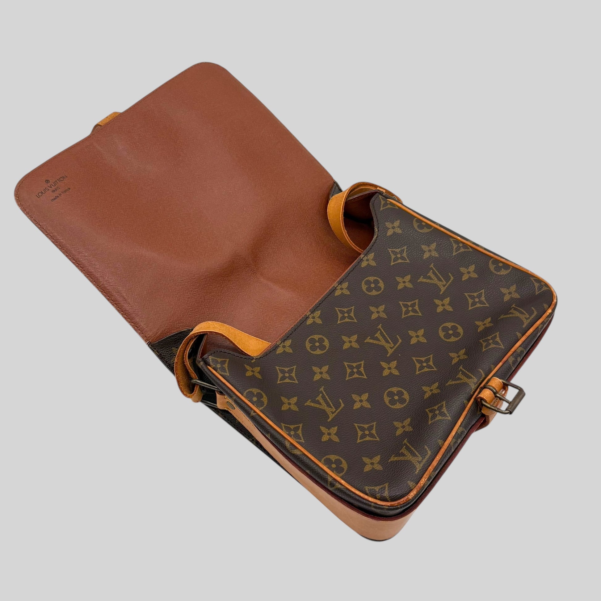 Louis Vuitton Cartouchière GM