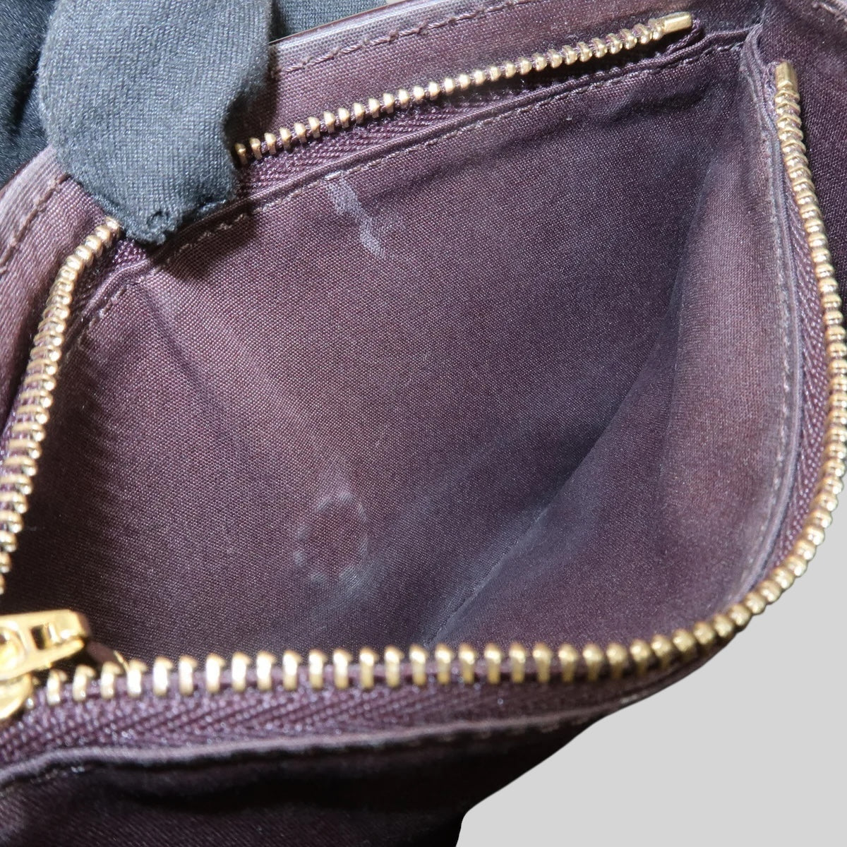 Louis Vuitton Rossmore PM