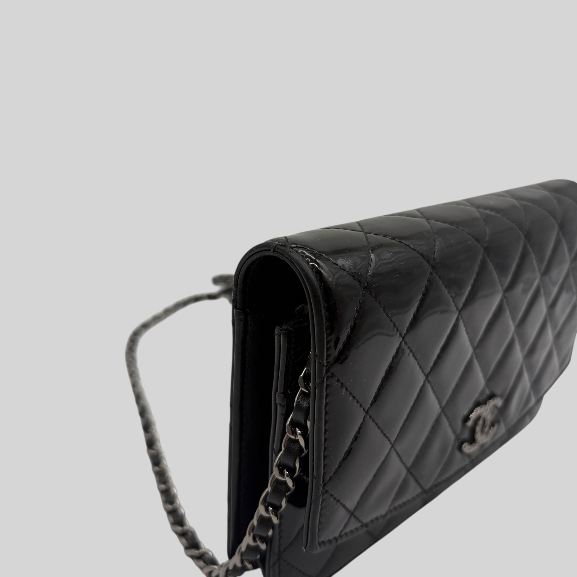 Chanel Wallet On Chain