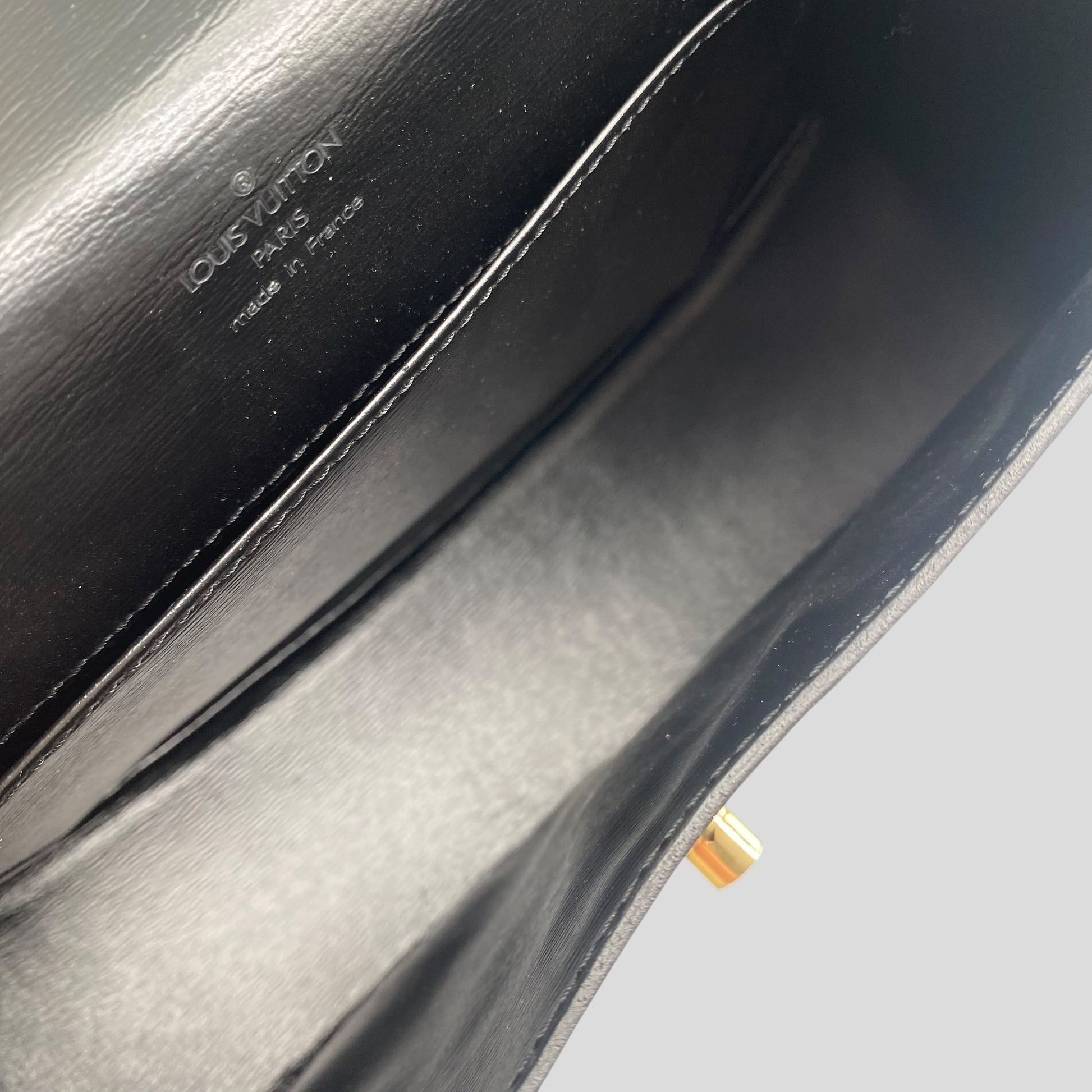 Louis Vuitton Tilsit