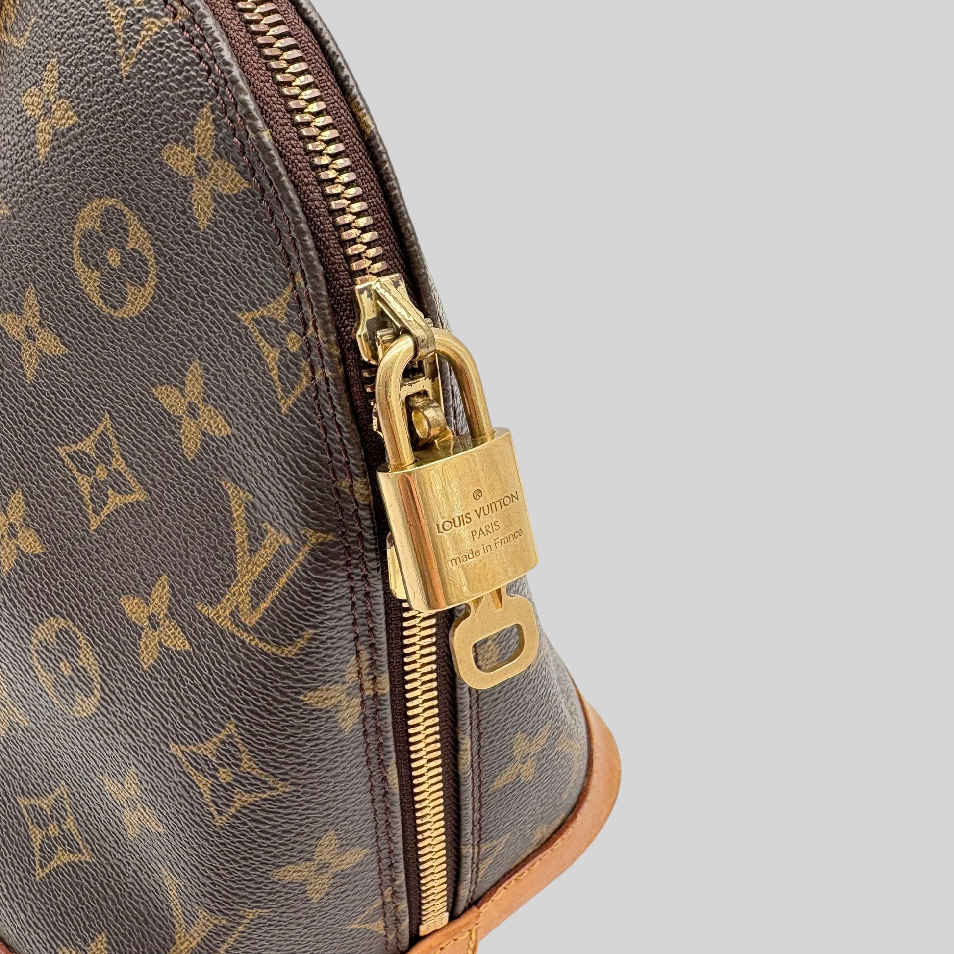 Louis Vuitton Alma PM